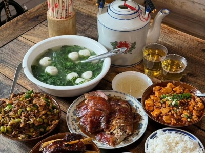 Khám Phá Nhà Lá Quán – Trải Nghiệm Ẩm Thực Gia Đình Đậm Đà Tại Tam Phước Biên Hòa